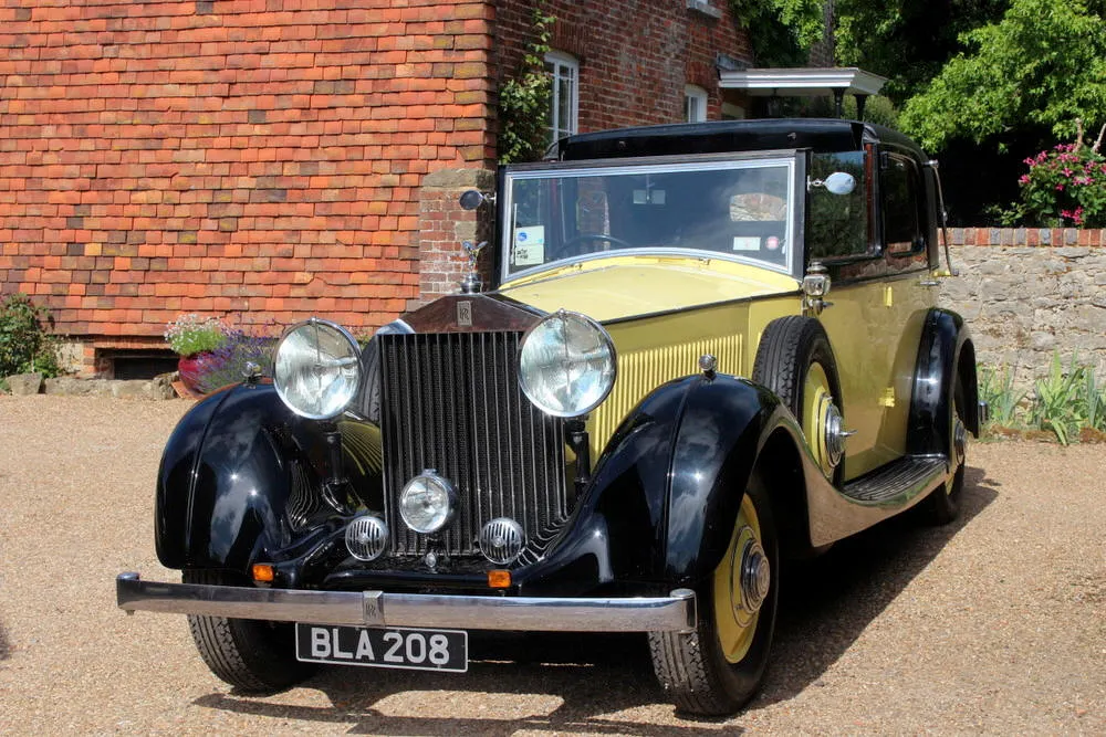 Rolls royce phantom ii  yyfo2apcfgdlkzsa zwc2