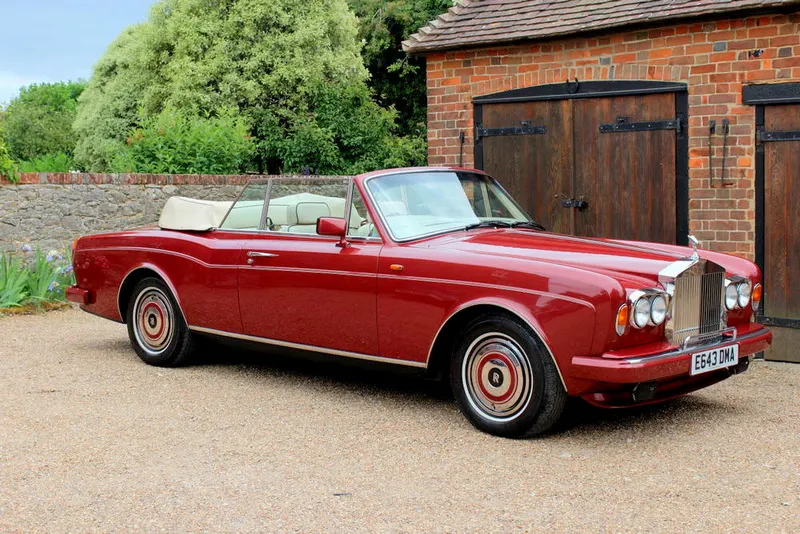 Rolls royce corniche f1ev1wgzmeefhnjvgbyhh
