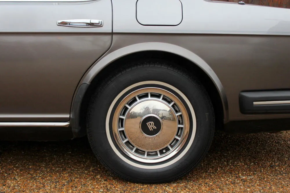 Rolls royce silver spirit baa0aw nzmfbn oqyoare