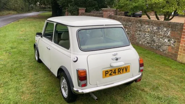 Mini 97 qg9cg6admfthxi51lj rp