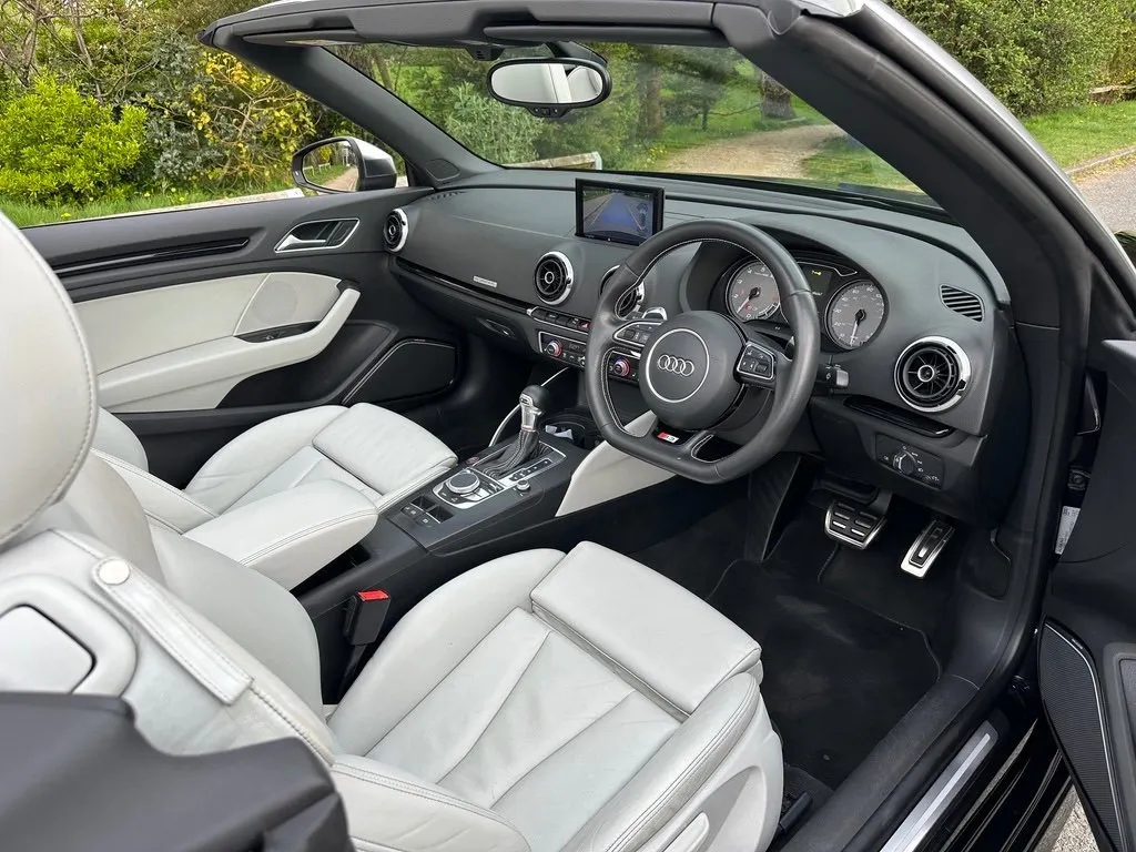Audi s3 quattro  qih13ibejyzo370 gr4u