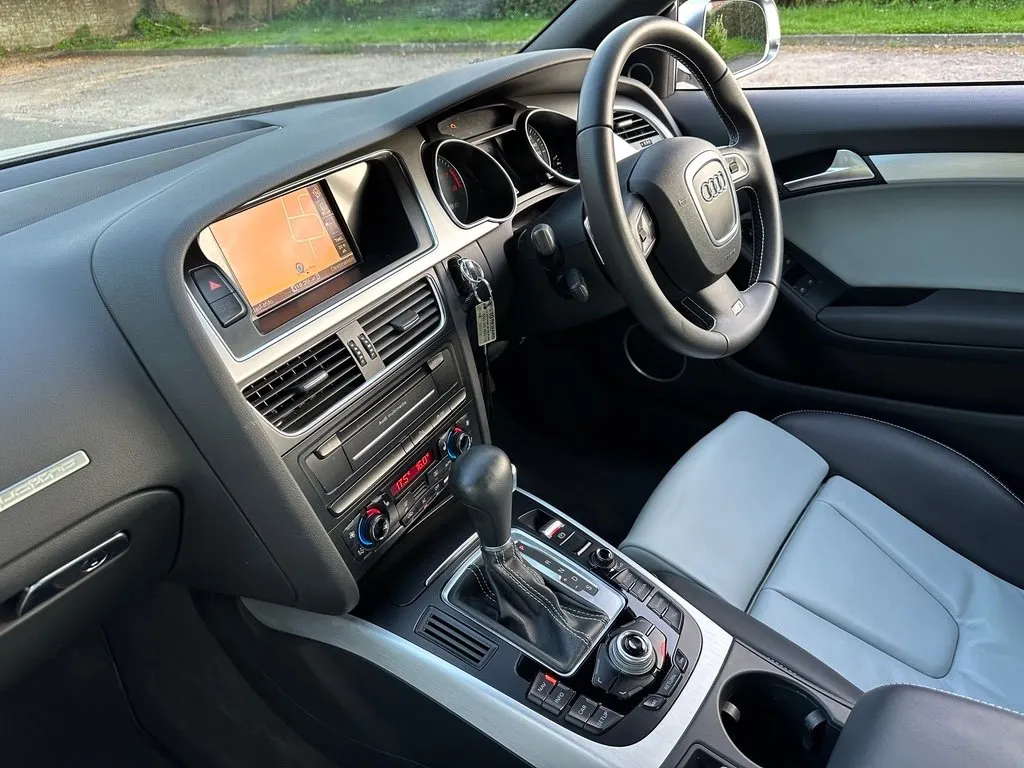 Audi s5 nhe7frfl393ldbiiozw7q