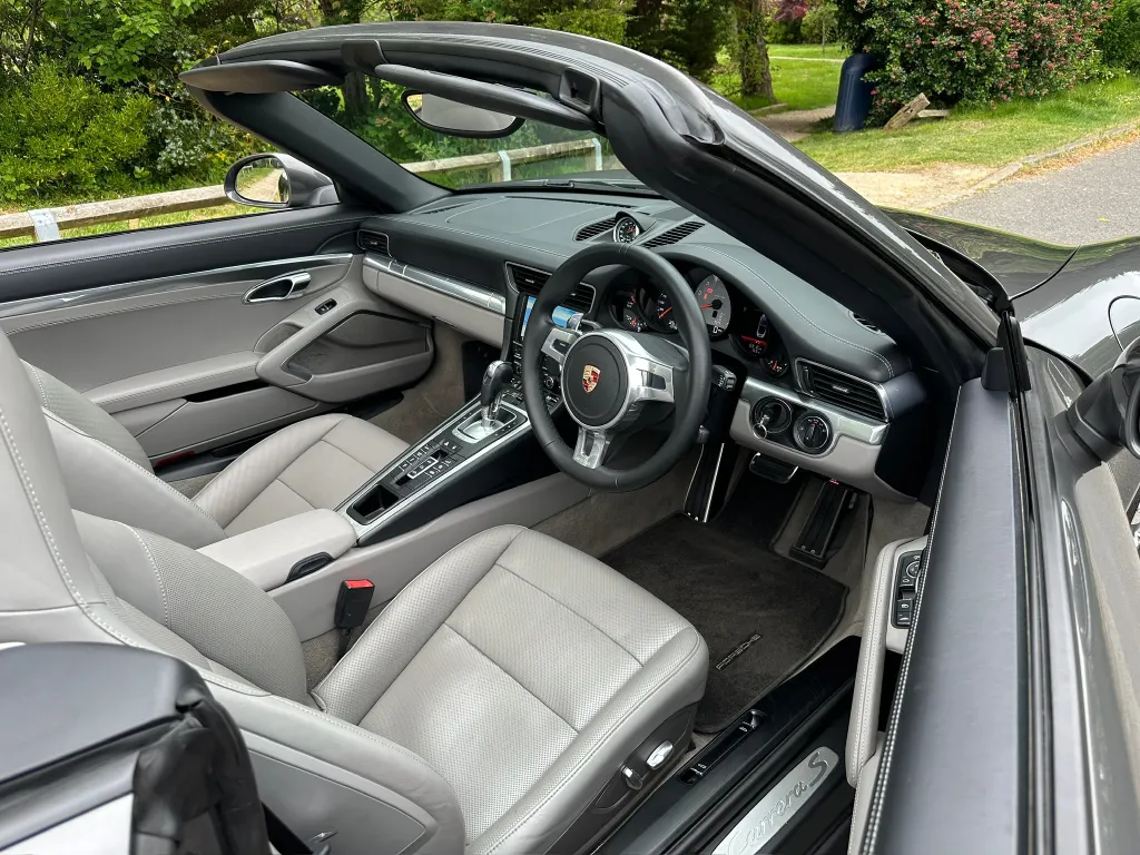 Porsche  911 phqvkp4 6xc4 3gm5d ck
