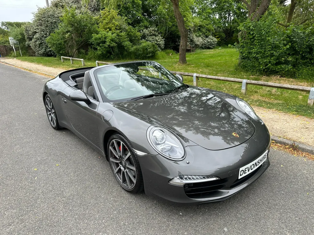 Porsche  911 d2xgv0la7csudp 1nh7w6