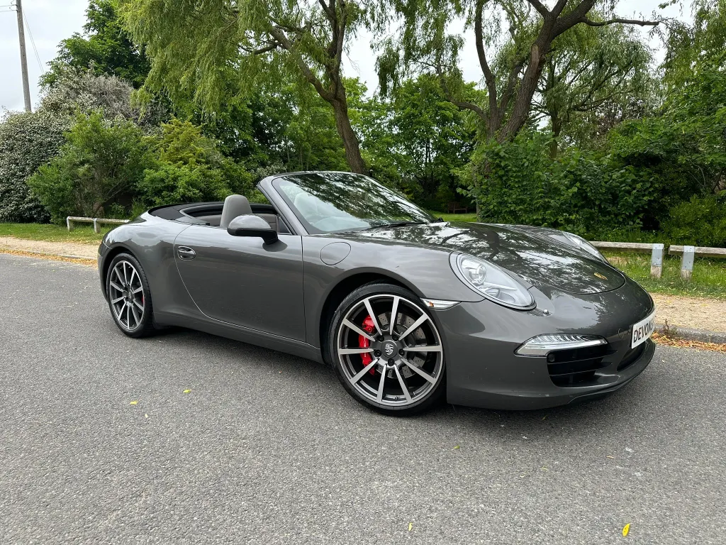 Porsche  911 gxmblnifr6f0vi2sn ysf