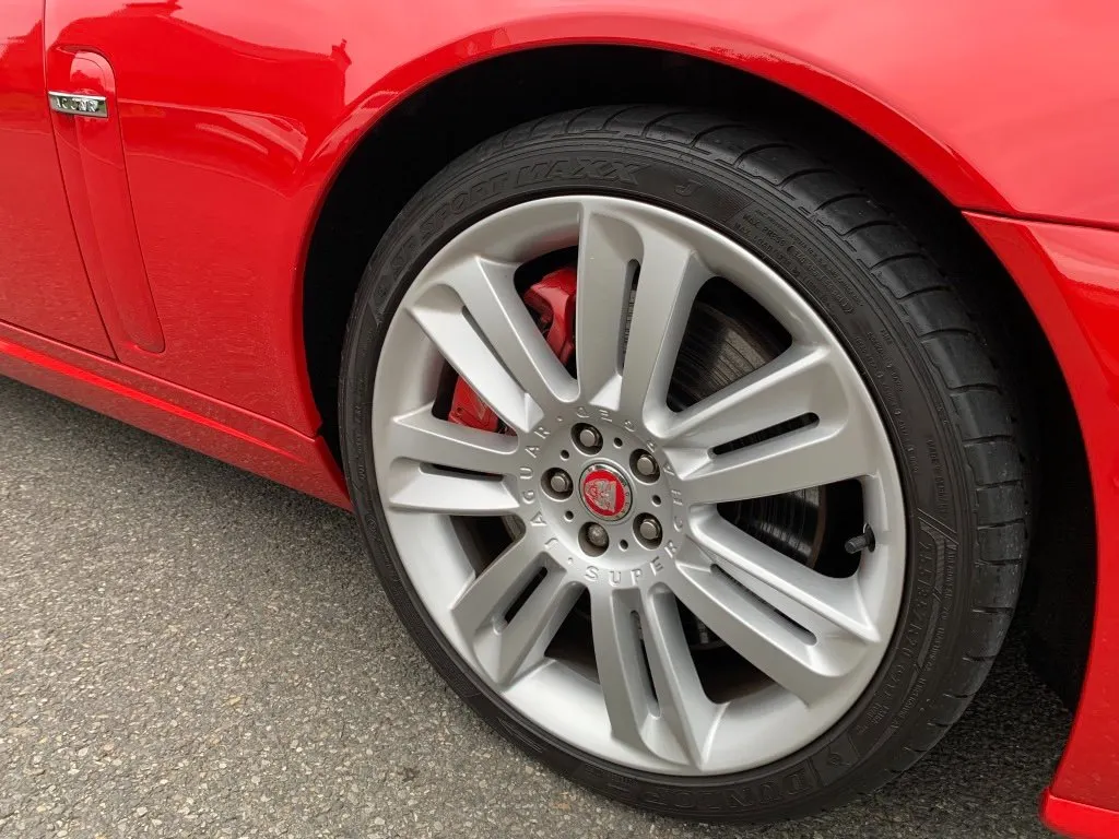 Jaguar xkr 5.0 v8 7tr7r7ehqgonepc7lyuyh