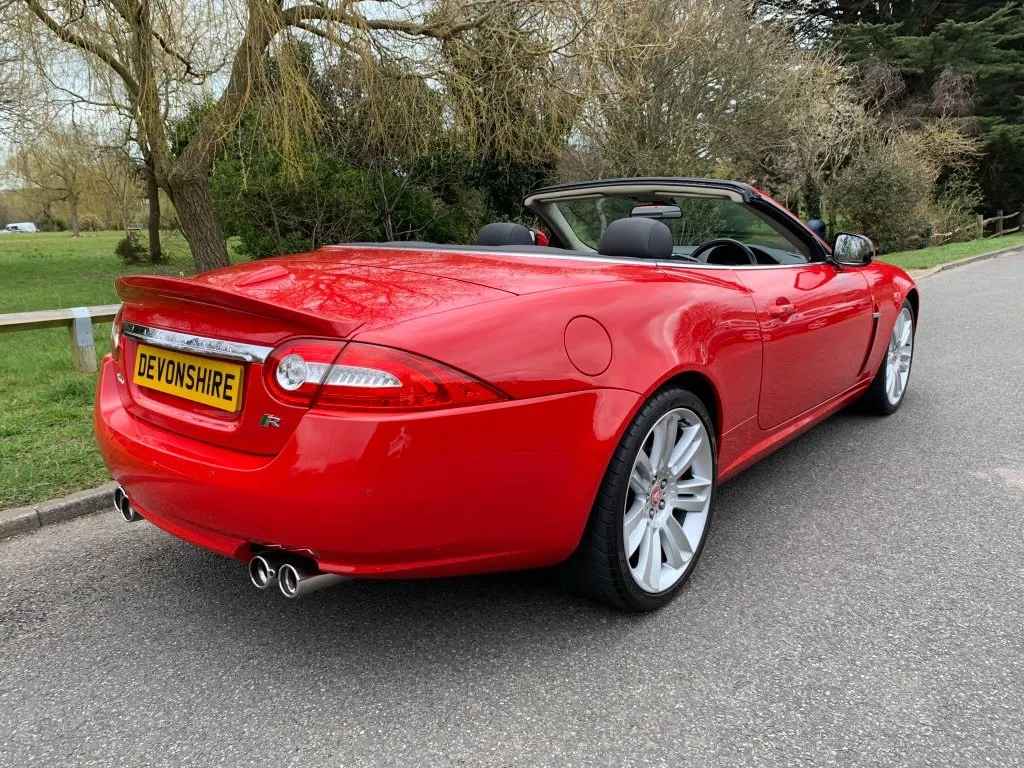 Jaguar xkr 5.0 v8 cxfbquxdjfea qfjiu hn