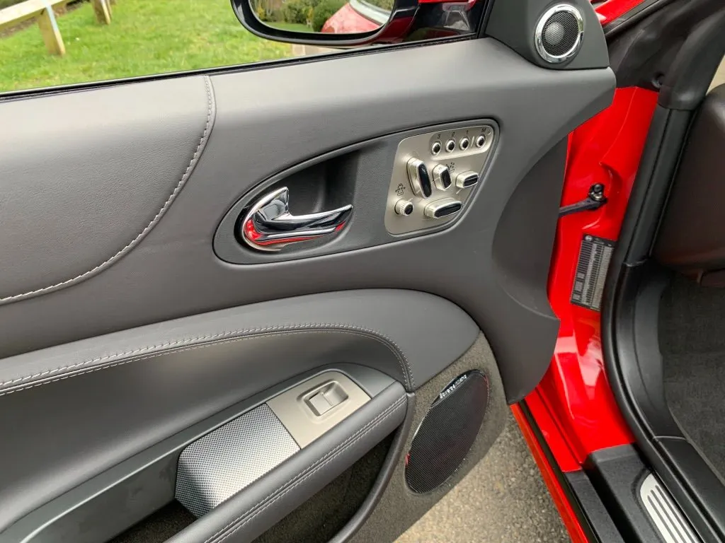 Jaguar xkr 5.0 v8 yuve6ixsomqlzxvcviqnp