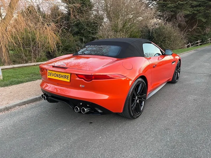 Jaguar f type v8 hlna4npnzcedpzq3kulpl