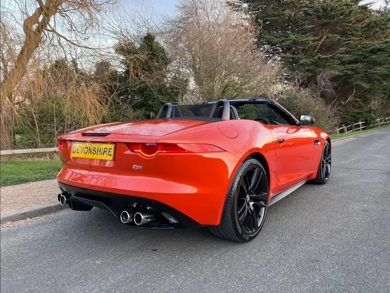 Jaguar f type v8 m o5flhv3veoeff2x5nhx