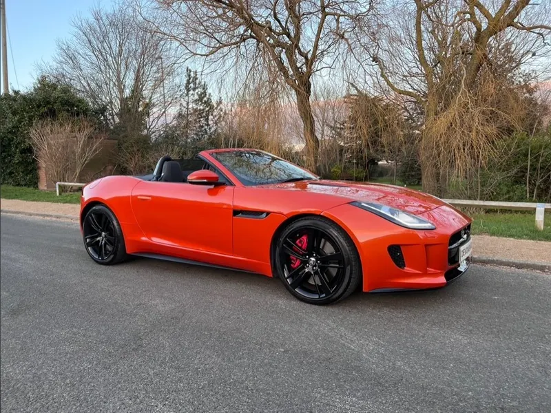 Jaguar f type v8 nf4xvsb8z641jm6drppmb