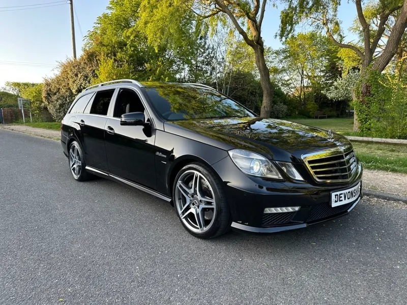 Mercedes benz e class  6jpanfx  tj8nd7uatqpw