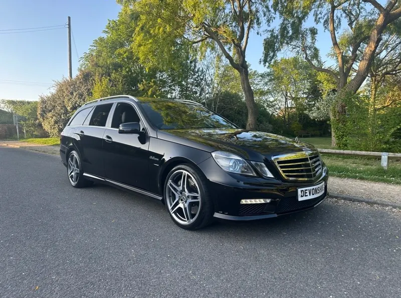 Mercedes benz e class  gts1vf9lp0jo1umhtzyzf