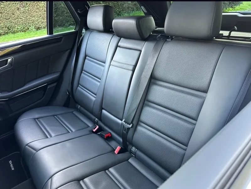 Mercedes benz e class  ltozumn9voft rdgvni1z
