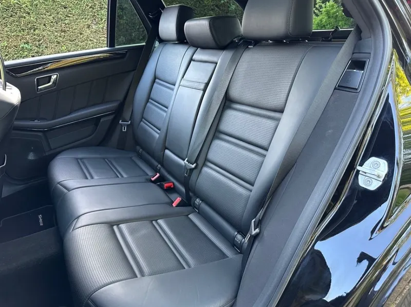 Mercedes benz e class  yt6upfwoh s29q3sgwxxj