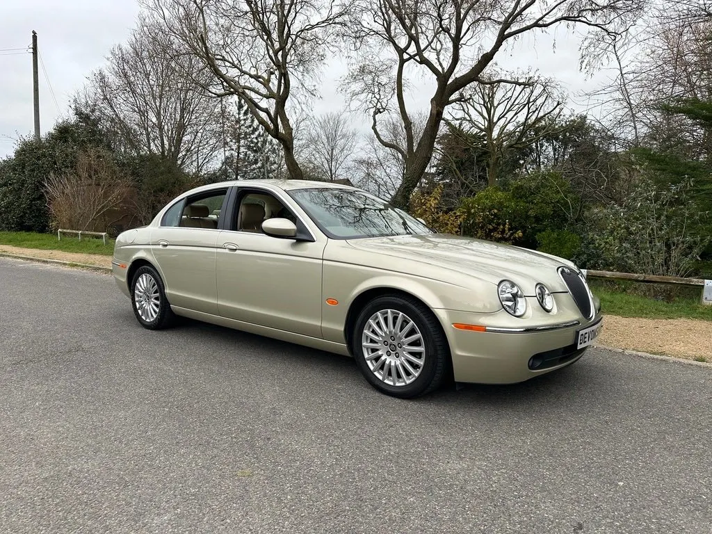 Jaguar s type 13 izlve 14eybpelzgnz