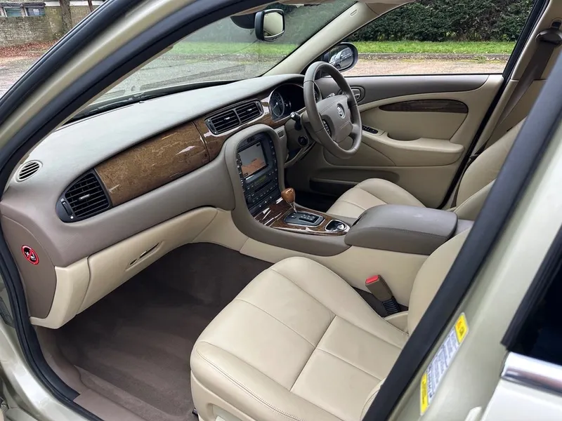 Jaguar s type 9ufmxjdtglafryrwixyln