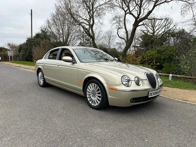 Jaguar s type fkfbjkrlw859 fm0fzvgd