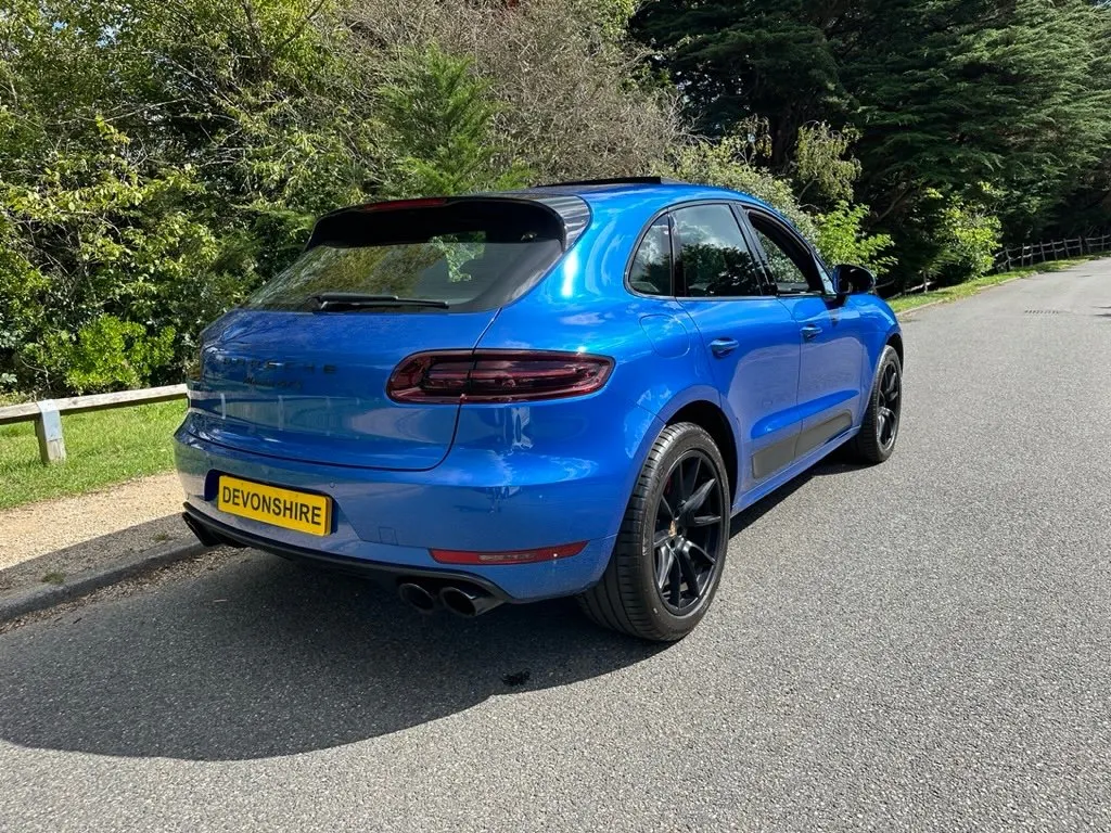 Porsche macan ugdmhjmyhvtsscozmg2ny
