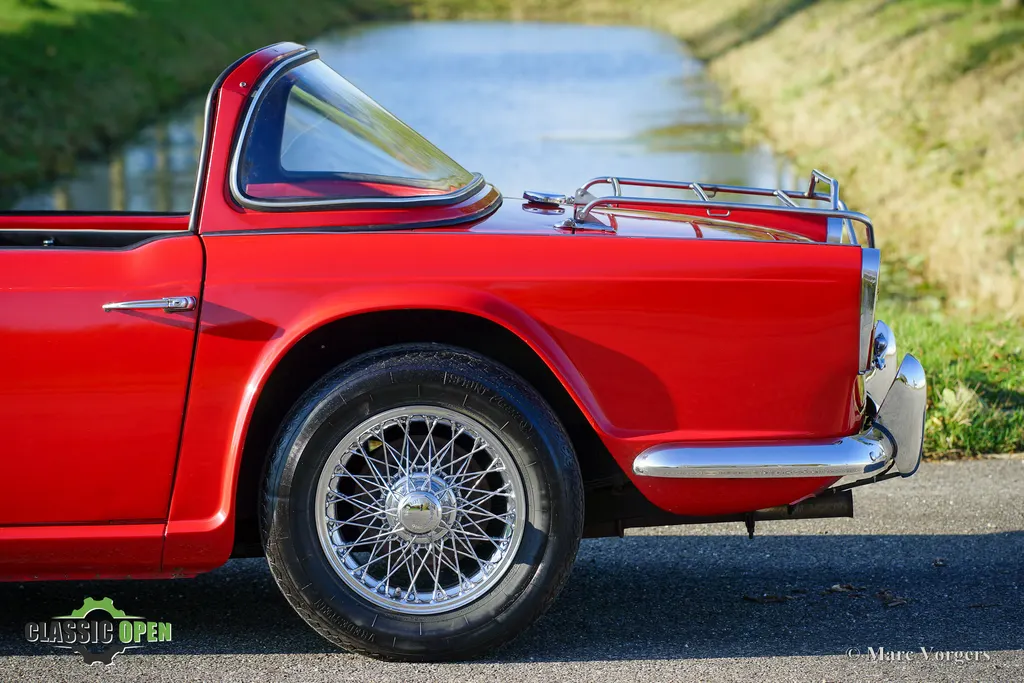 Triumph tr4 6sohu1jkwk 9sit0mjggk