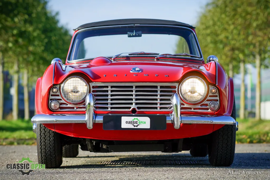 Triumph tr4 jj2q4ttrrkgekynnlfbcu