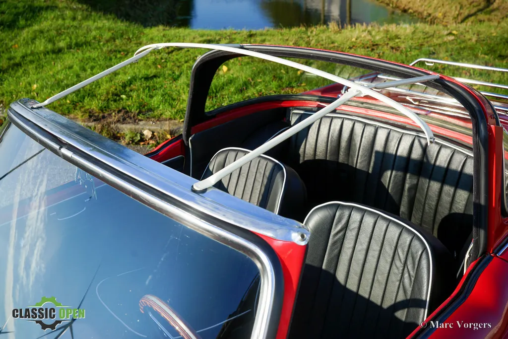 Triumph tr4 kvvd2lvbzlindecrougck
