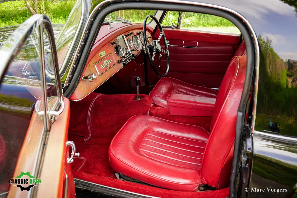 Mg mga   rxzqaa9hu d1hiz uuqx
