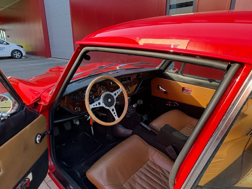 Triumph gt6 mk3 w itlmhzf5j6uaabiiufn
