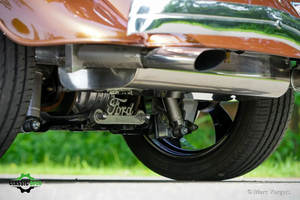Ford tudor v8 7vqvgvrwoctks8cefqpfn