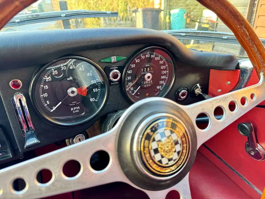 Jaguar e type 22 coupe gmdbrgof5tt7uhyzu6xfo