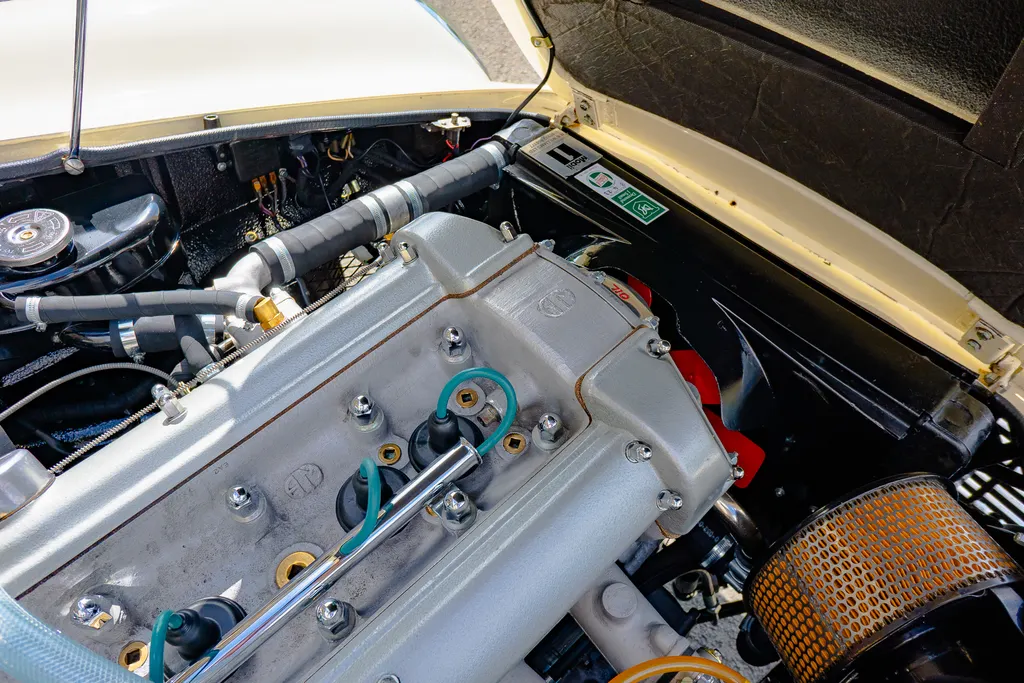 Aston martin db6 kdimumkk8otx detwvlxq