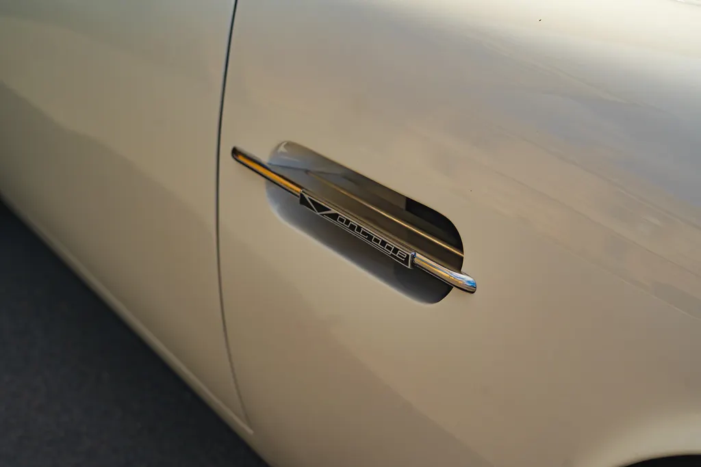 Aston martin db6 kw7ovdtijjuthhukemjss