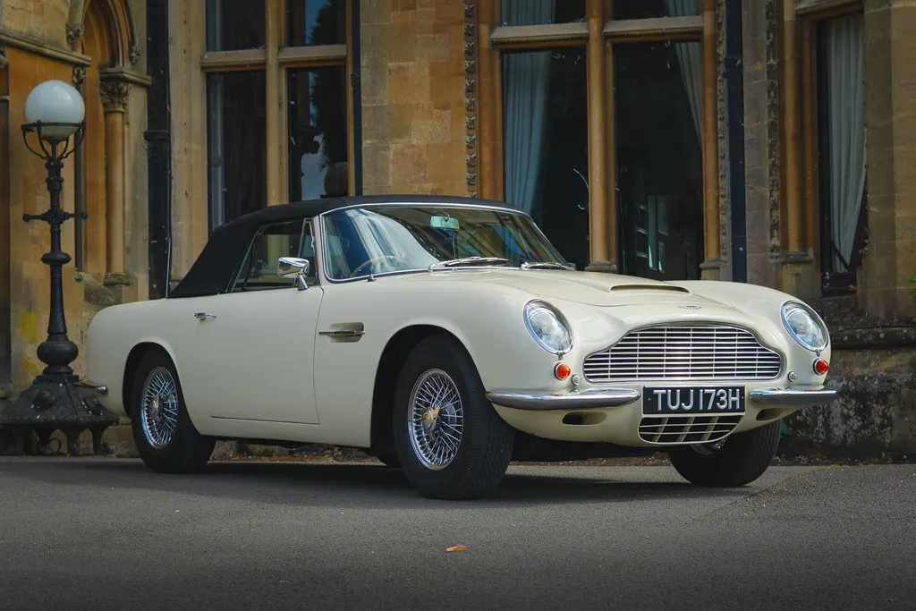 Aston martin db6 rpnkq4trg6wrwv1ov  q4