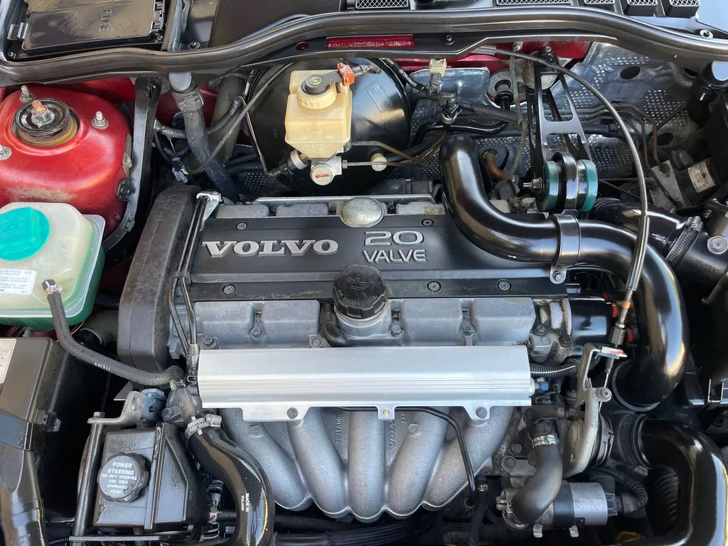 Volvo v70 yvgttsekxfriaoa0f26nm