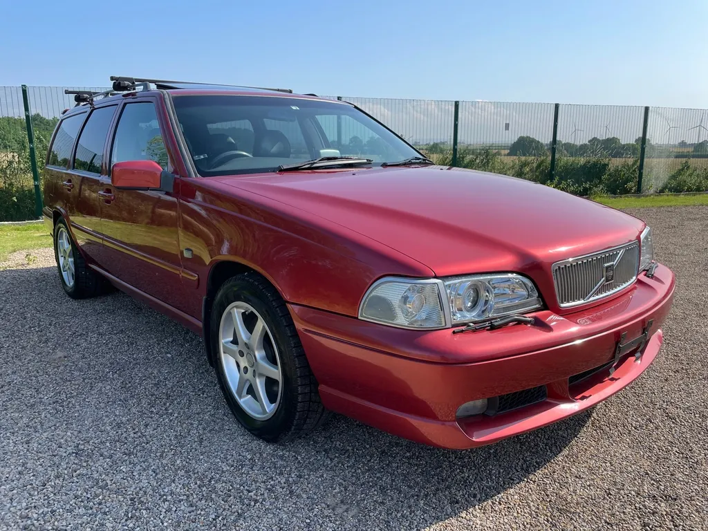 Volvo v70 bhxvaqzgfpqgzdhu9lzlg