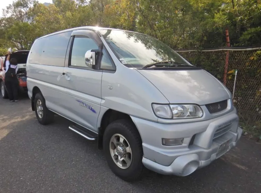 Mitsubishi delica c8q emhedetqidj k2z01