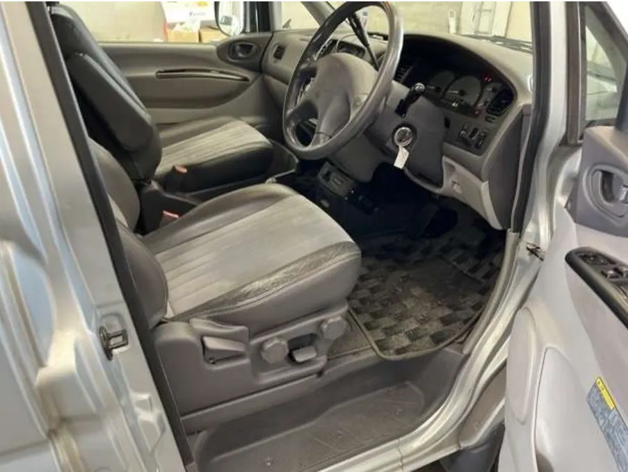 Mitsubishi delica rt7mywfty8bodvic8 u0t
