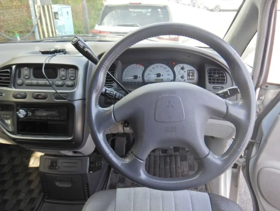 Mitsubishi delica trixz9pizc8cawb5ierdg