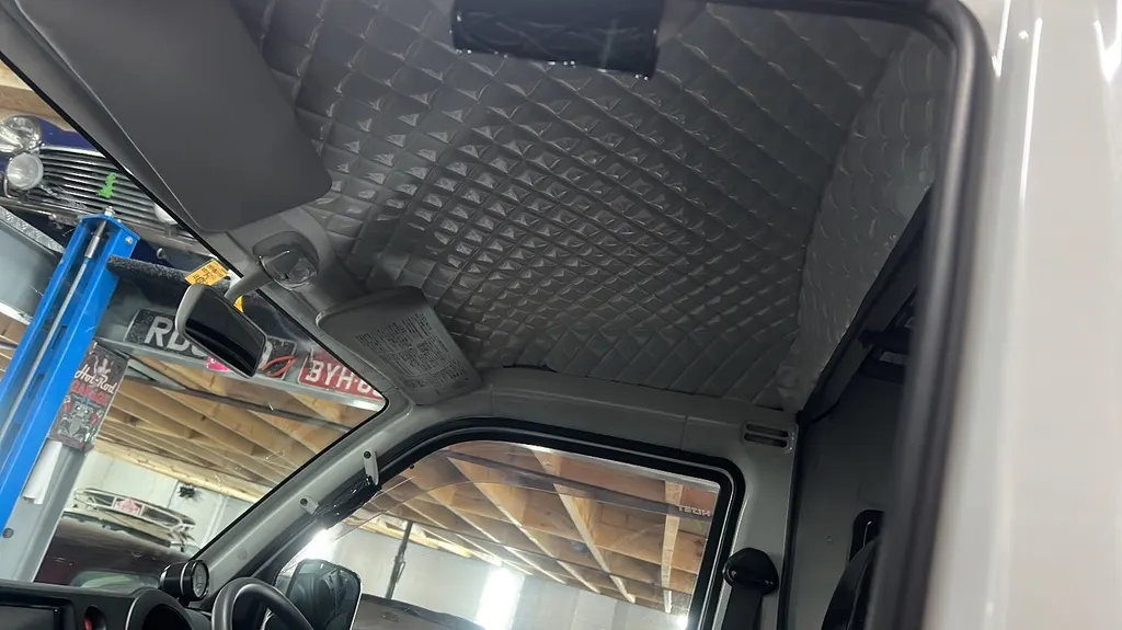 Daihatsu hijet m87vy2enklwvgtj0v2l2z