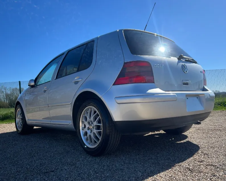 Volkswagen golf 66u8rbcyhafzqedwkakmc