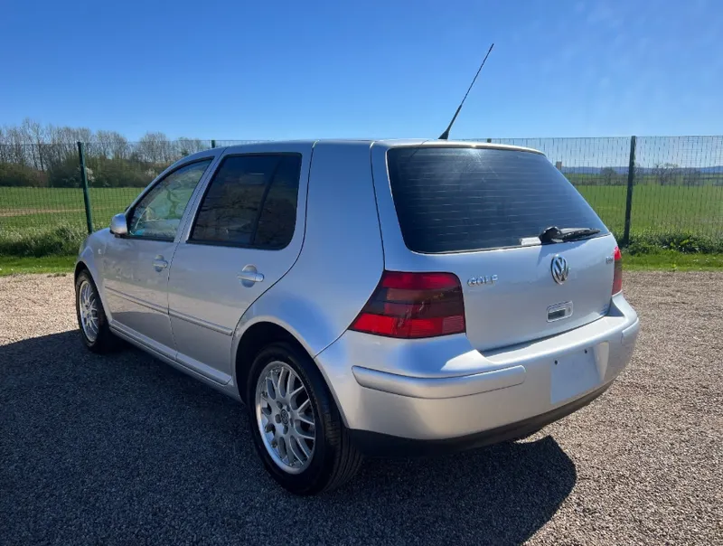 Volkswagen golf fom47qv1epz2mnqhpmeqr