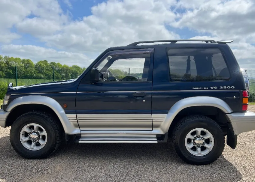 Mitsubishi pajero shogun 3.5 v6 efsleqggjqeycmdap 5hm