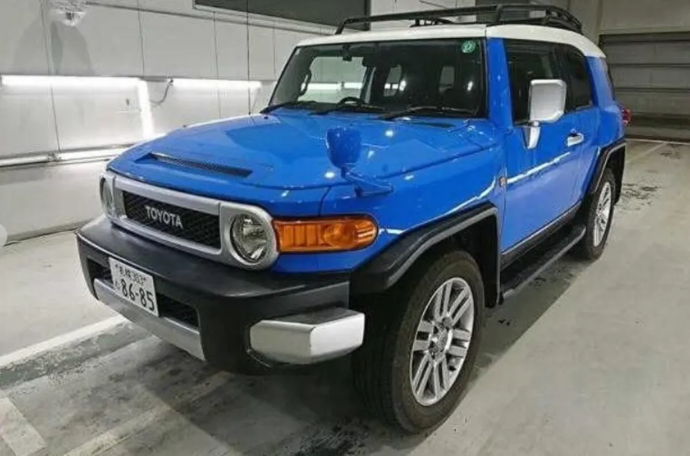 Toyota fj 2cicejm2nm1z8gboa2jcg