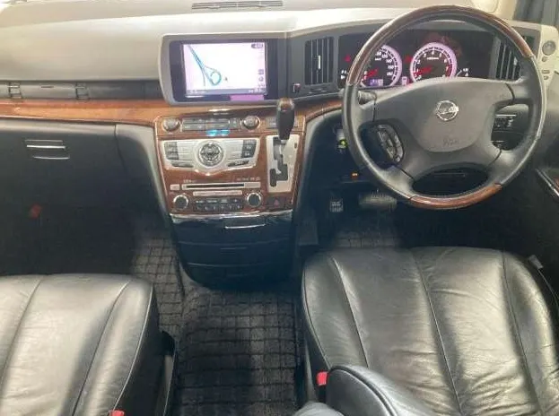 Nissan elgrand 3.5 highway star xfaeidpsgar7lvb94c74c
