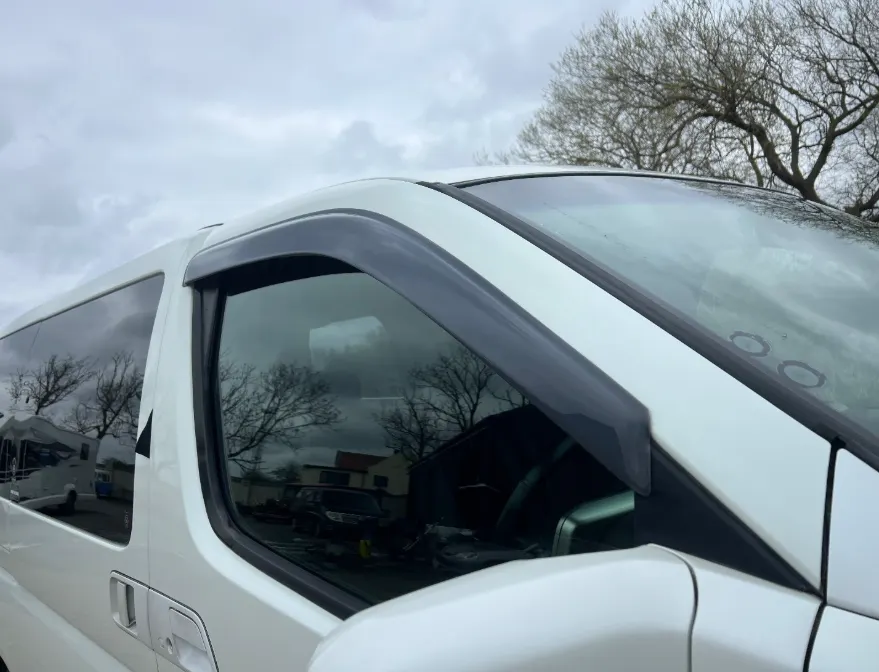 Nissan elgrand  ix9v90 6i1rbxkxxeulbs