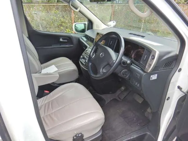 Nissan  elgrand krn0tl2qca  zucyhelop