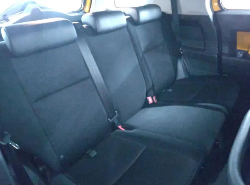 Toyota fj cx2ito7oikcrwgllwbsdd