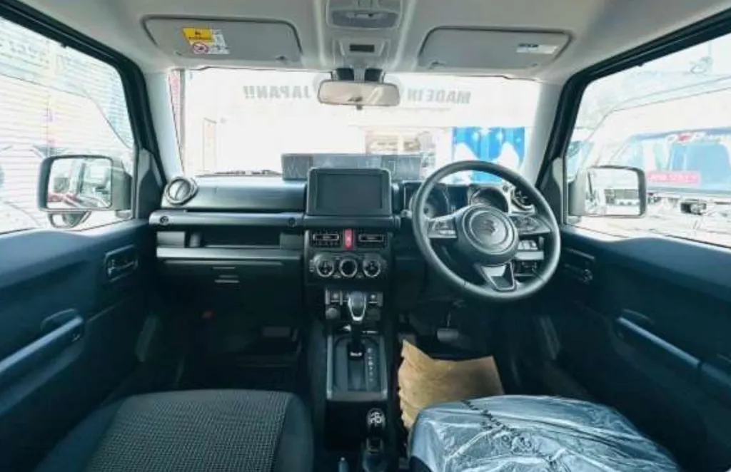 Suzuki jimny trggzpz5fl8pwm4x8zo5l