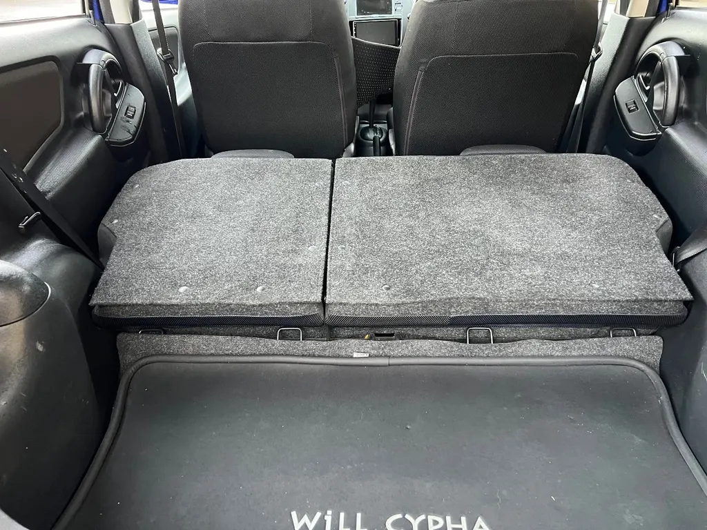 Toyota fj si8jl9cf3ygav wfqurwt