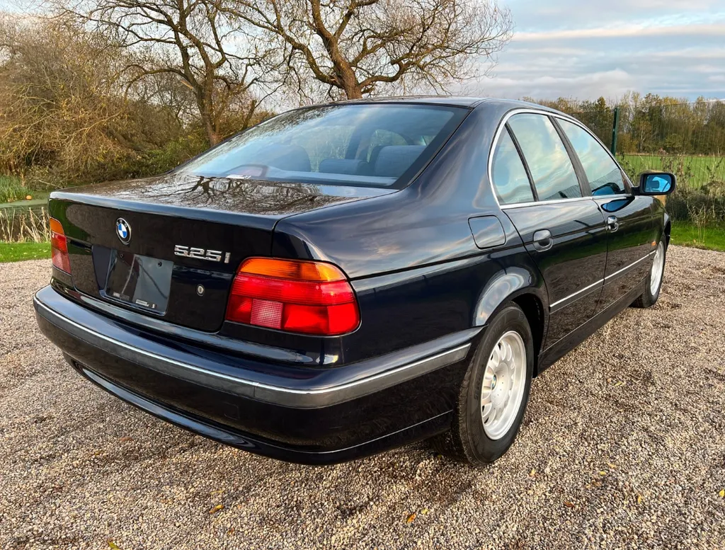 Bmw 5 series  22ay8i plvdbx x225s3z